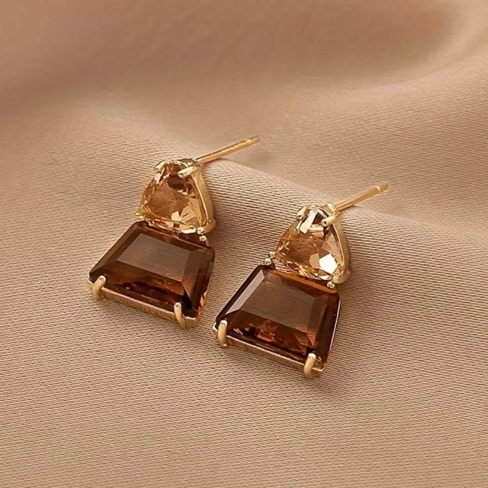 NEW❗️Elegant Gold and Brown Drop Earrings. 🤎